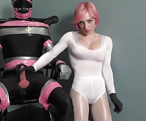 BlackValleyGirls-الأبنوس يجلس افلام جنس ولد وامه على سيارتها و لها